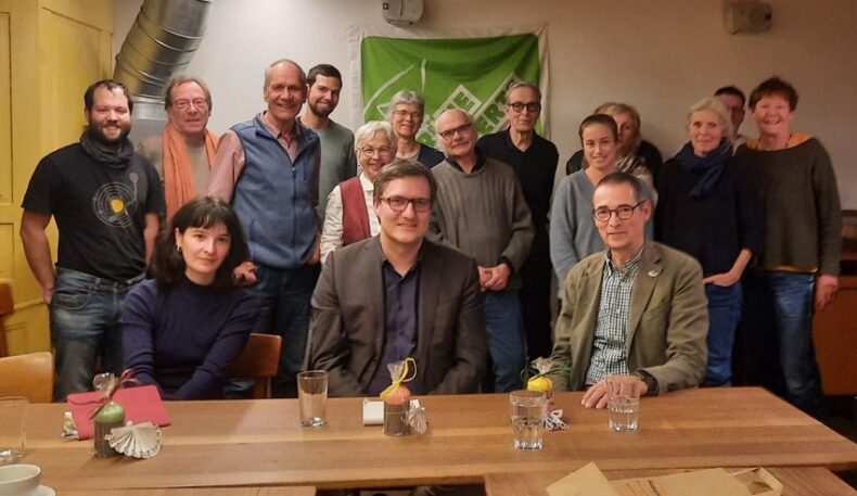 Gruppenbild vom Anlass Friedenspolitik in kriegerischen Zeiten vom 26.11.24